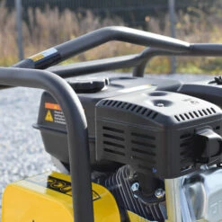 BAMATO - BAVARIAN MACHINE TOOLS BAMATO Rüttelplatte R-100 Mit Gummimatte & Zubehörkit 9 BAMATO - BAVARIAN MACHINE TOOLS BAMATO Rüttelplatte R-100 Mit Gummimatte & Zubehörkit -Günstiges Werkzeuge für Rohbau & Beton Geschäft 41064927 5